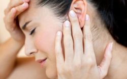 Huyệt Ế Minh: Vị trí, công năng, cách châm cứu và bấm huyệt