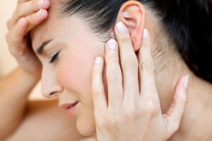 Huyệt Ế Minh: Vị trí, công năng, cách châm cứu và bấm huyệt