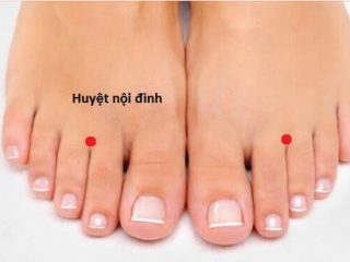 Huyệt Nội Đình là gì? Vị trí, tác dụng và cách bấm, châm cứu