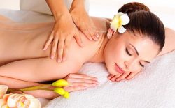Bấm huyệt chữa đau vai gáy hiệu quả đến BẤT NGỜ