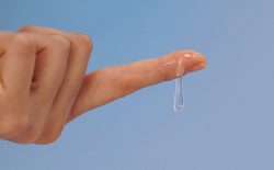 Ra huyết trắng nhiều là sắp có kinh
