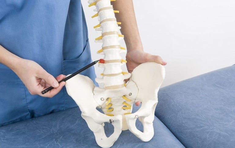 Vôi hóa cột sống là một trong những bệnh lý thuộc thoái hóa cột sống