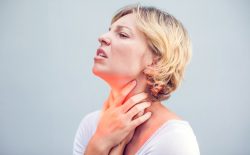 Viêm họng cấp thường xảy ra vào mùa lạnh hoặc giai đoạn chuyển mùa