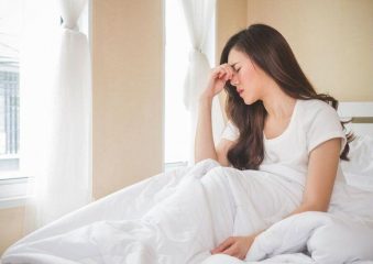 Đau đầu mất ngủ cảnh báo bệnh lý gì
