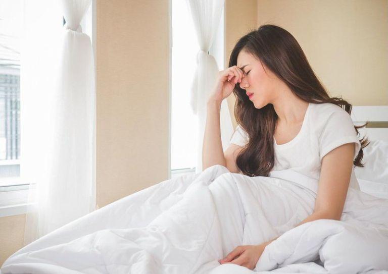 Đau đầu mất ngủ cảnh báo bệnh lý gì