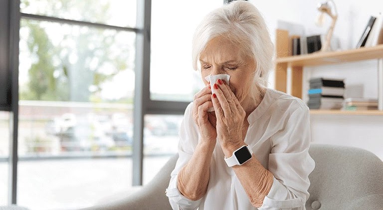 Dị ứng thời tiết là bệnh dị ứng phổ biến, gặp ở cả trẻ em và người lớn