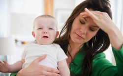 Mất ngủ sau sinh là tình trạng rối loạn giấc ngủ phổ biến ở sản phụ