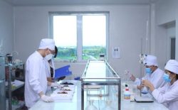 Bác sĩ Long ứng dụng nghiên cứu kiểm nghiệm bài thuốc