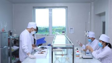 Bác sĩ Long ứng dụng nghiên cứu kiểm nghiệm bài thuốc